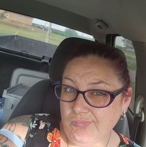 Meet your Posher, Kara